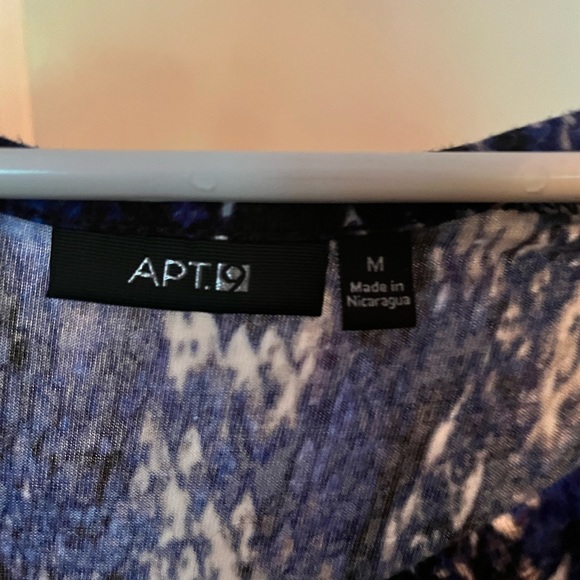 Top - Picture 2 of 2